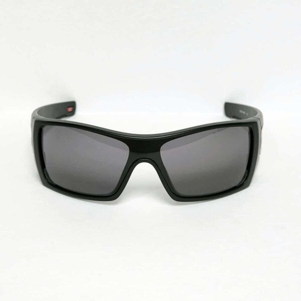 Oakley OO9101-68 (Batwolf)
